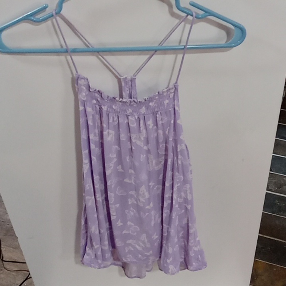 ( 244 ) No boundaries, halter top